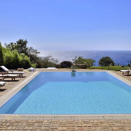 Moria Villa